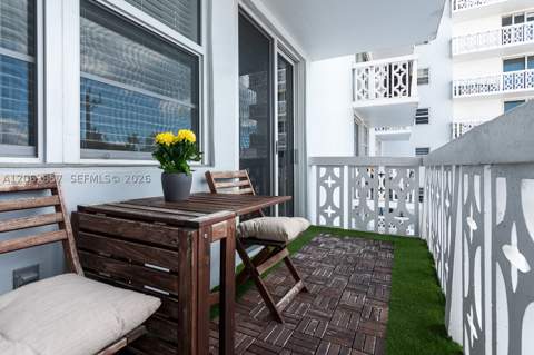 1020 Meridian Ave 314, Miami Beach FL - photo 18 of 39