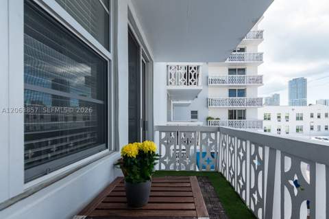 1020 Meridian Ave 314, Miami Beach FL - photo 20 of 39