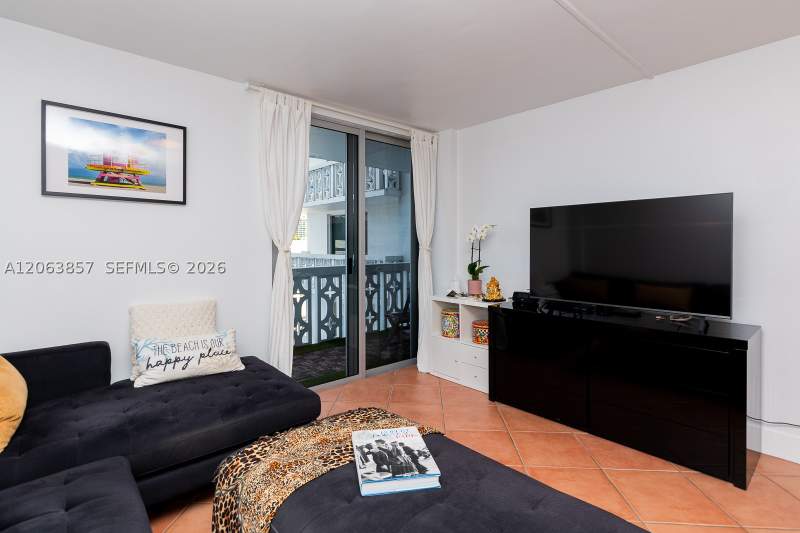 1 bedroom Condominium at 1020 Meridian Ave 314, Admiral Towers Condo, Miami Beach — photo 5
