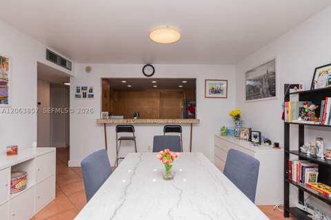1020 Meridian Ave 314, Miami Beach FL - photo 7 of 39