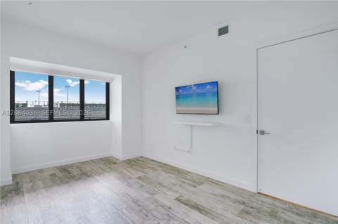 650 NE 32nd St 802, Miami FL - photo 15 of 29