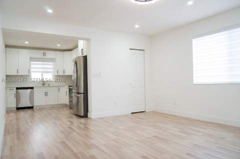 10860 SW 217th Ter, Miami FL - photo 10 of 24