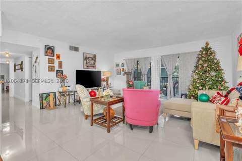 491 Ives Dairy Rd 202-5, Miami FL - photo 16 of 20