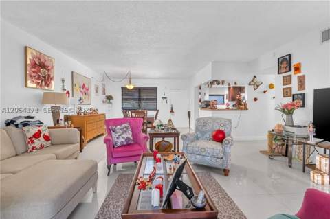 491 Ives Dairy Rd 202-5, Miami FL - photo 18 of 20