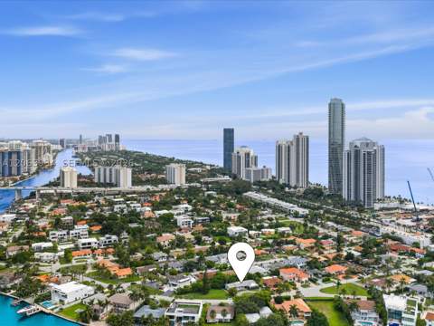 301 186th St, Sunny Isles Beach FL - photo 17 of 30