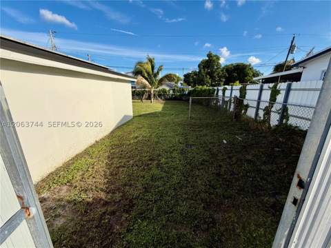 2310 NW 208th St, Miami Gardens FL - photo 17 of 18