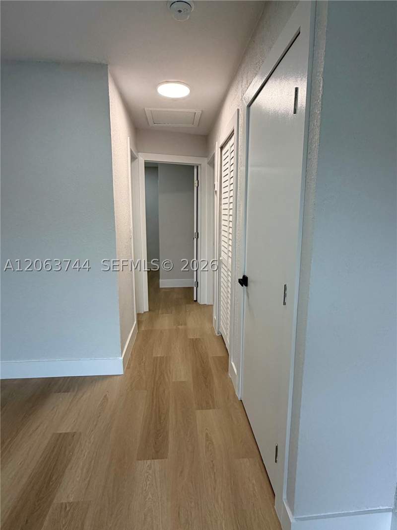 5 bedroom SingleFamilyResidence at 2310 NW 208th St, LAKE LUCERNE SEC 1, Miami Gardens — photo 5