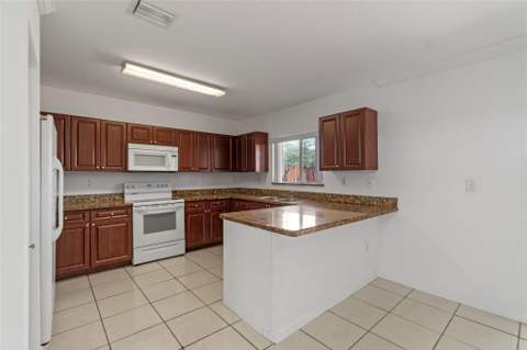 16279 SW 56th Terrace 16279, Miami FL - photo 9 of 62