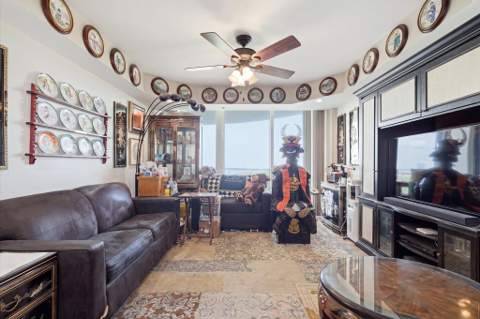 7000 W Island Boulevard 907, Aventura FL - photo 13 of 57
