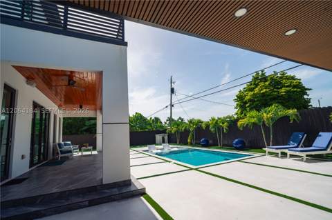9330 SW 34th St, Miami FL - photo 22 of 109