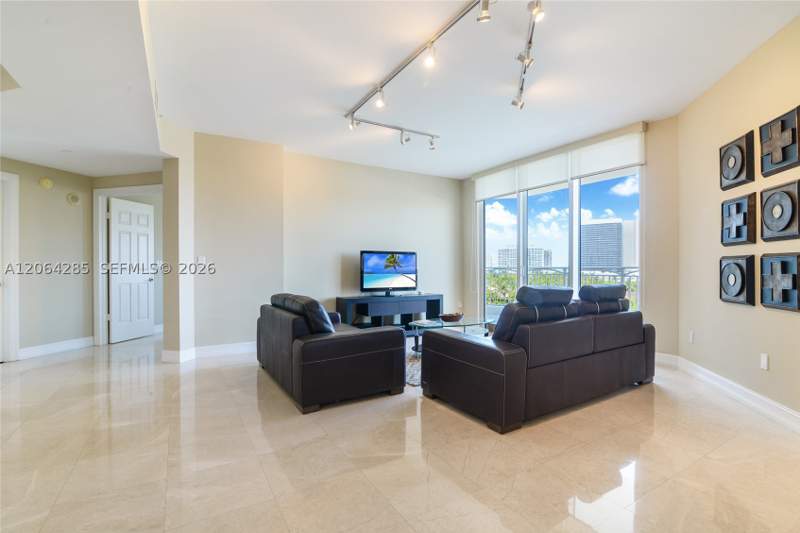 3 bedroom Condominium at 9751 E Bay Harbor Dr 8D, Carroll Walk Condo, Bay Harbor Islands — photo 4