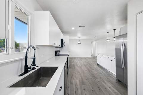 1867 NW 8th Ave, Homestead FL - photo 18 of 28