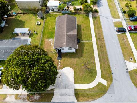 1867 NW 8th Ave, Homestead FL - photo 24 of 28