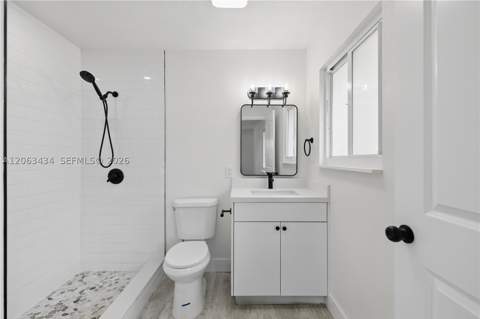 1867 NW 8th Ave, Homestead FL - photo 6 of 28