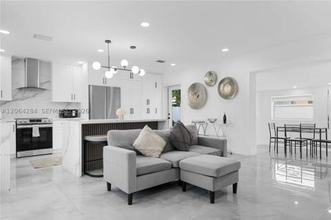 315 NW 106th St, Miami FL - photo 6 of 34