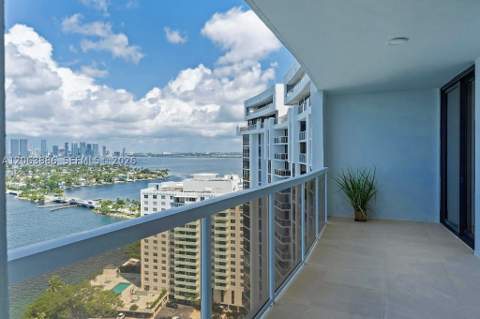 9 Island Ave 2306, Miami Beach FL - photo 11 of 36