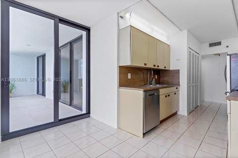 9 Island Ave 2306, Miami Beach FL - photo 9 of 36