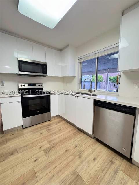 12927 SW 251st St, Homestead FL - photo 11 of 34