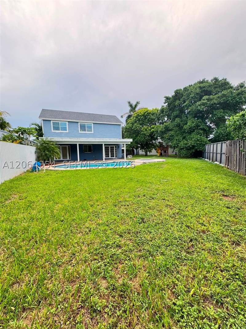 3 bedroom SingleFamilyResidence at 12927 SW 251st St, Chante-Clare, Homestead — photo 3