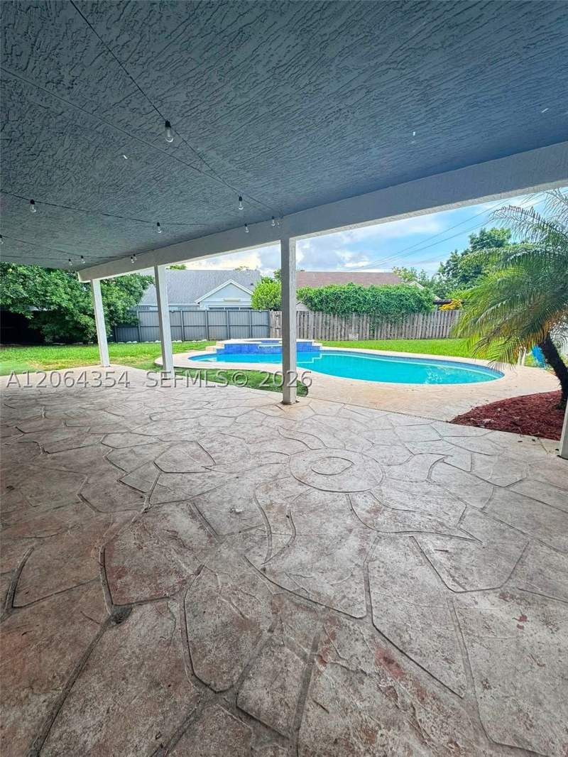 3 bedroom SingleFamilyResidence at 12927 SW 251st St, Chante-Clare, Homestead — photo 5