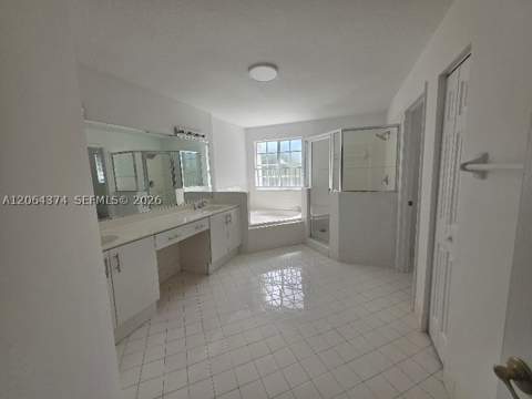 11525 NW 71st St, Doral FL - photo 20 of 27