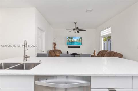 5622 NW 112th Ct, Doral FL - photo 11 of 46
