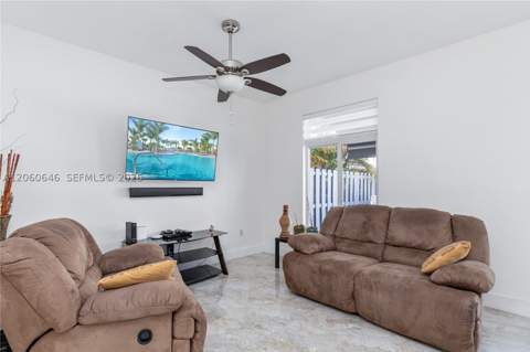 5622 NW 112th Ct, Doral FL - photo 12 of 46
