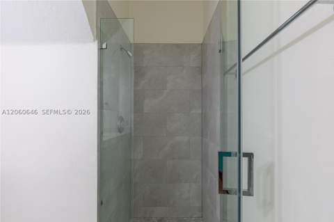5622 NW 112th Ct, Doral FL - photo 18 of 46