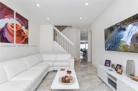 5622 NW 112th Ct, Doral FL - photo 6 of 46