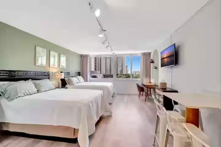 0 bedroom Condominium at 19201 Collins Ave 540, The Aventura Beach Club, Sunny Isles Beach — photo 5