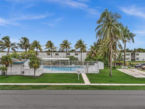 15 NW 204th St 30, Miami Gardens FL - photo 20 of 25