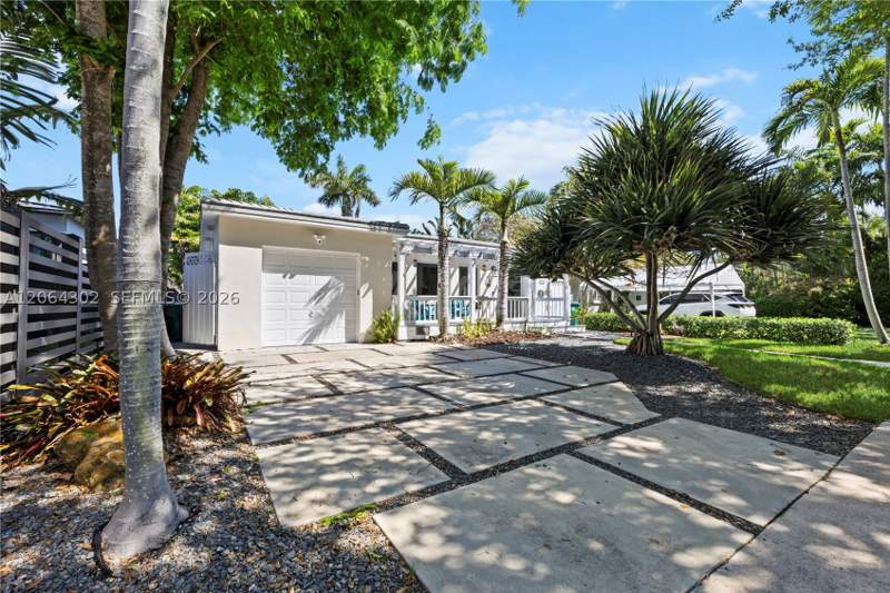 3 bedroom SingleFamilyResidence at 711 NE 72nd Ter, Belle Meade, Miami — photo 3