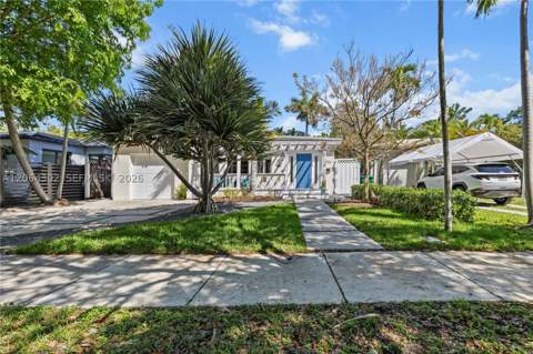 711 NE 72nd Ter, Miami FL - photo 8 of 50