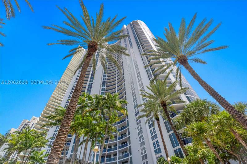 2 bedroom Condominium at 18911 Collins Ave 2103, Ocean Three Condo, Sunny Isles Beach — photo 3