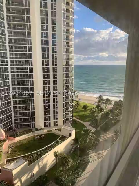 19201 Collins Ave 328, Sunny Isles Beach FL - photo 6 of 11