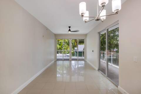 652 NE 63rd Street 206, Miami FL - photo 8 of 19