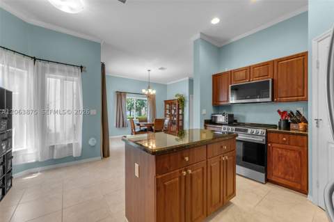 2390 SE 17th Ter, Homestead FL - photo 16 of 50