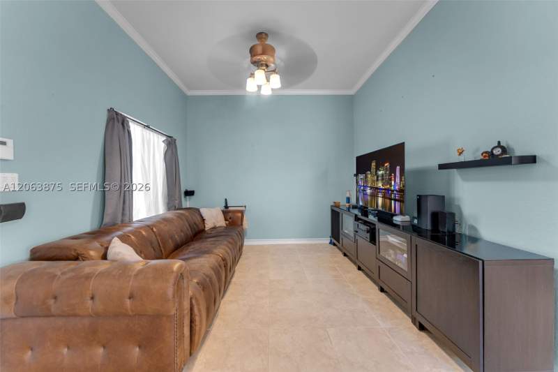 3 bedroom Townhouse at 2390 SE 17th Ter, Cali Greens, Homestead — photo 4