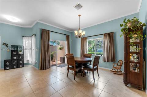 2390 SE 17th Ter, Homestead FL - photo 8 of 50