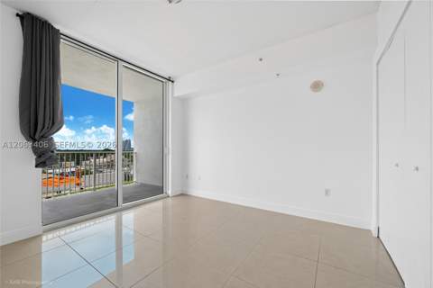 3180 SW 22nd Ter 601, Miami FL - photo 7 of 20