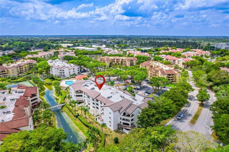 3 bedroom Condominium at 9140 SW 123rd Ct 203Q, Kenland Pointe Condo II, Miami — photo 2