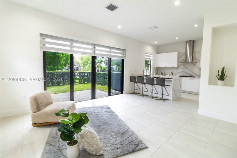 3 bedroom SingleFamilyResidence at 4311 NW 82nd Ave, Downtown Doral South Phas, Doral — photo 3