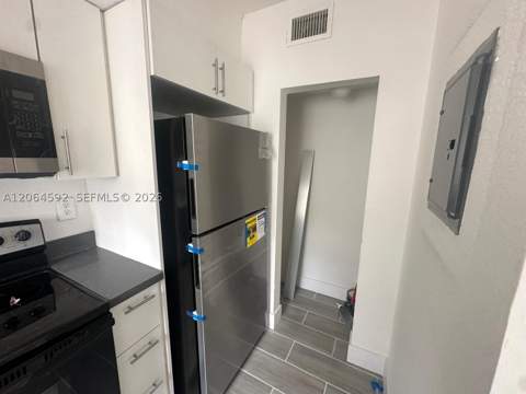 8325 NW 5th Ave 8325, Miami FL - photo 7 of 21
