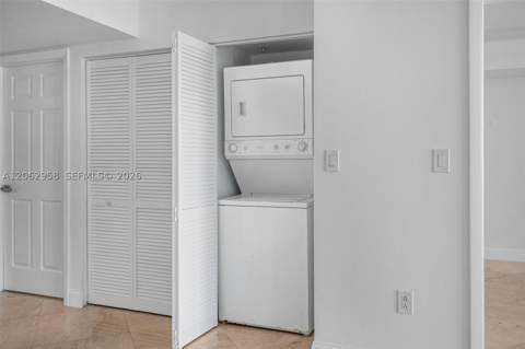 1800 N Bayshore Dr 2410, Miami FL - photo 24 of 24