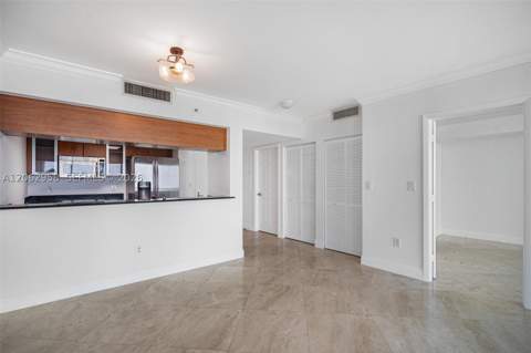 1800 N Bayshore Dr 2410, Miami FL - photo 6 of 24