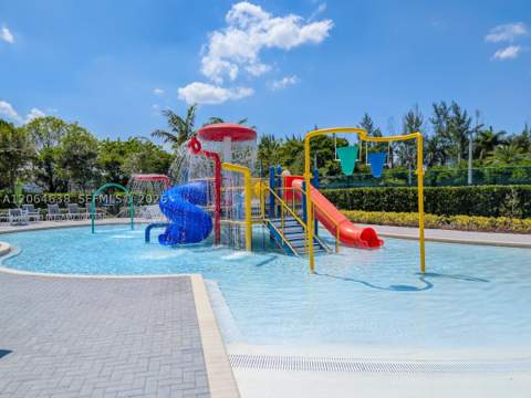 8723 NW 102nd Pl, Doral FL - photo 19 of 26