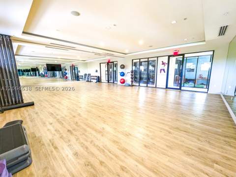 8723 NW 102nd Pl, Doral FL - photo 21 of 26