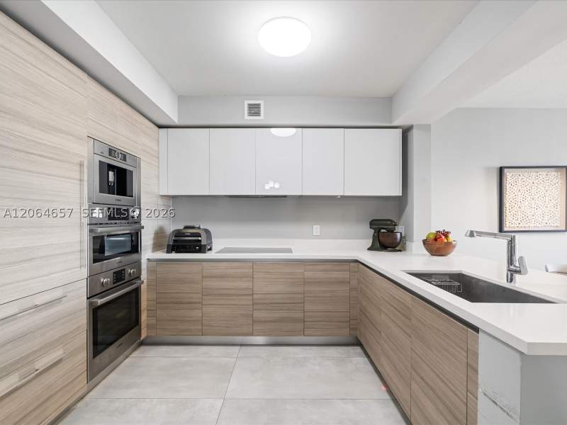 3 bedroom Condominium at 300 Sunny Isles Blvd 4-1405, Parque Towers Condo, Sunny Isles Beach — photo 4
