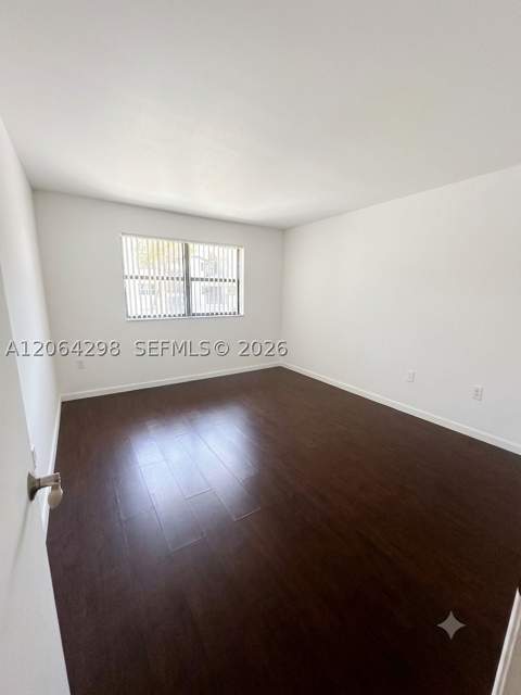 7220 NW 179 St 201, Hialeah FL - photo 6 of 7