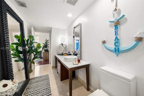 495 Brickell Ave 1802, Miami FL - photo 12 of 35